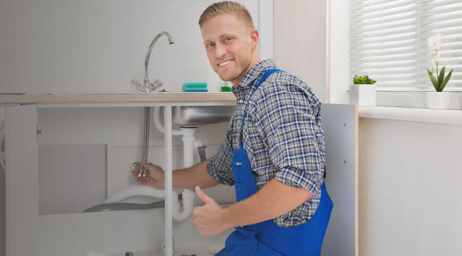 Local expert plumbing services in Thompsons, TX